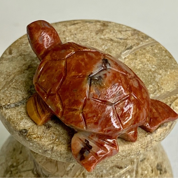 SEA TURTLE Soapstone Figurine MINI Carved Red Stone Crystal Animal Figure 1.5" - Picture 3 of 15